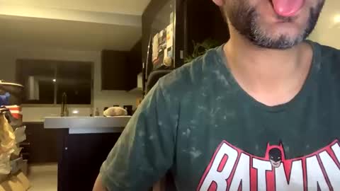 miker1239 online show from 18, 12, 2024