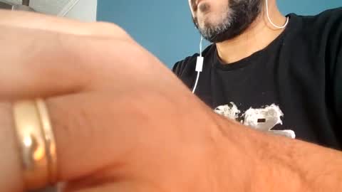 miker1239 online show from 9, 1, 2025