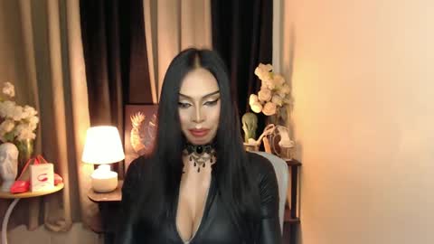 Mistress MikeyAlawi online show from 10, 2, 2025
