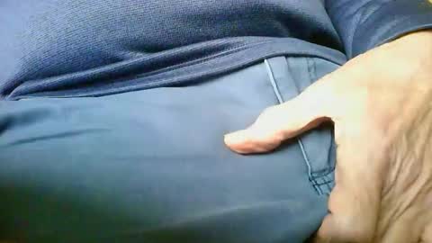 Snapshot of mikeybed chatting on 14, 2, 2026 mikeybed online show from 14, 2, 2026