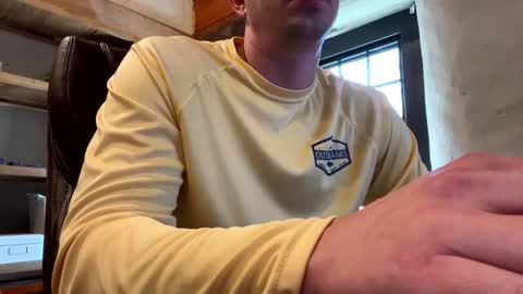 Snapshot of mikeydubs10 chatting on 23, 4, 2026 mikeydubs10 online show from 23, 4, 2026