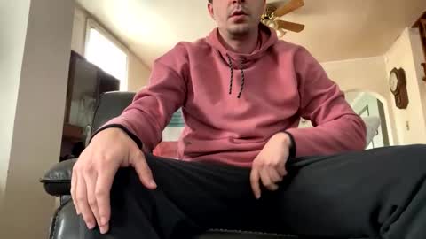 Snapshot of mikeydubs10 chatting on 2, 5, 2026 mikeydubs10 online show from 2, 5, 2026