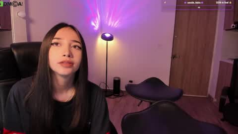 VIOLETAMIKE online show from 26, 5, 2026