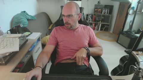 Snapshot of mikmik91 chatting on 20, 7, 2026 mikmik91 online show from 20, 7, 2026