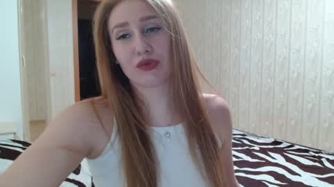 Snapshot of miku_sanders2 chatting on 6, 12, 2024 miku_sanders2 online show from 6, 12, 2024