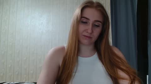 Snapshot of miku_sanders2 chatting on 2, 3, 2025 miku_sanders2 online show from 2, 3, 2025