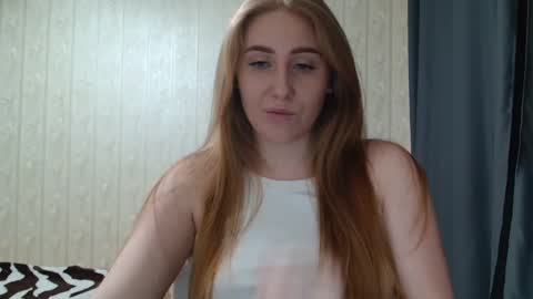 Snapshot of miku_sanders2 chatting on 7, 3, 2025 miku_sanders2 online show from 7, 3, 2025