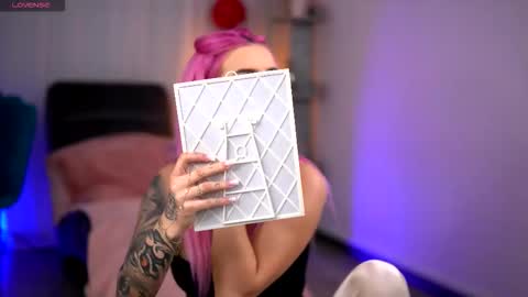 Miky online show from 28, 2, 2026