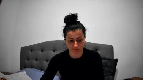 Snapshot of mikyloveu chatting on 10, 2, 2025 Mikyloveu online show from 10, 2, 2025
