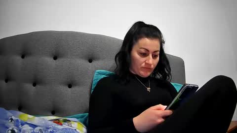 Snapshot of mikyloveu chatting on 28, 2, 2025 Mikyloveu online show from 28, 2, 2025