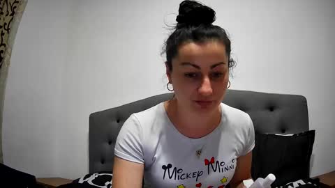 Snapshot of mikyloveu chatting on 8, 3, 2025 Mikyloveu online show from 8, 3, 2025
