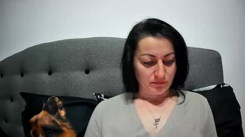 Snapshot of mikyloveu chatting on 12, 3, 2025 Mikyloveu online show from 12, 3, 2025