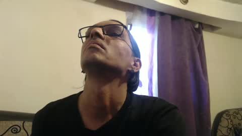 Snapshot of mikyzazo chatting on 8, 12, 2024 Miky Zazo online show from 8, 12, 2024