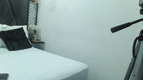 Snapshot of mila_adamss chatting on 22, 12, 2024 mila_adamss online show from 22, 12, 2024