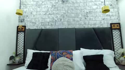 Snapshot of mila_adamss chatting on 14, 2, 2025 mila_adamss online show from 14, 2, 2025