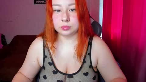 Snapshot of mila_foxxxy chatting on 16, 9, 2025 Mila shy sensual person  online show from 16, 9, 2025