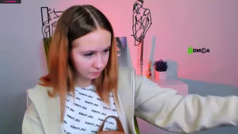 mila_glow online show from 18, 10, 2025