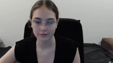 Snapshot of mila_keyy chatting on 13, 1, 2026 mila_keyy online show from 13, 1, 2026