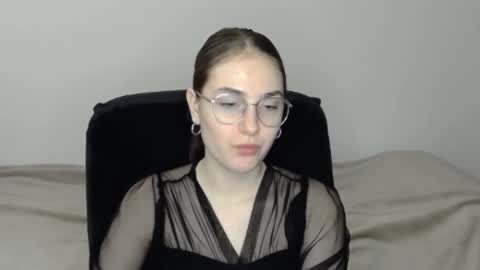 Snapshot of mila_keyy chatting on 27, 2, 2026 mila_keyy online show from 27, 2, 2026