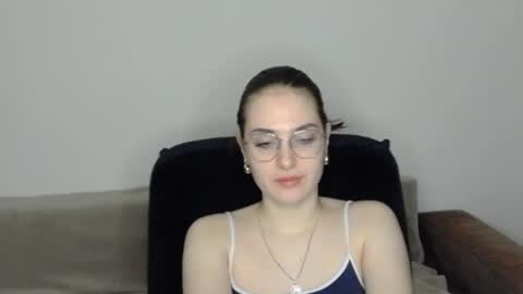 Snapshot of mila_keyy chatting on 7, 4, 2026 mila_keyy online show from 7, 4, 2026