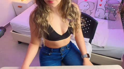 Milena  online show from 27, 1, 2025