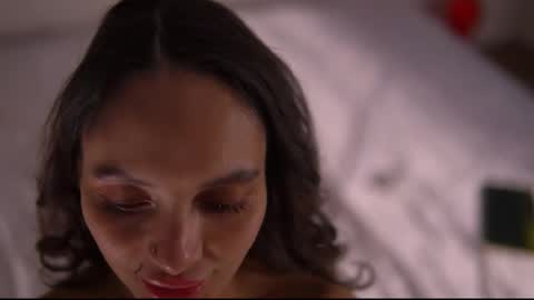 mila may  online show from 2, 3, 2025