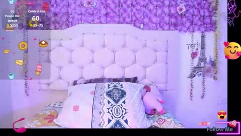 Snapshot of mila_rey25_ chatting on 8, 3, 2026 laura online show from 8, 3, 2026