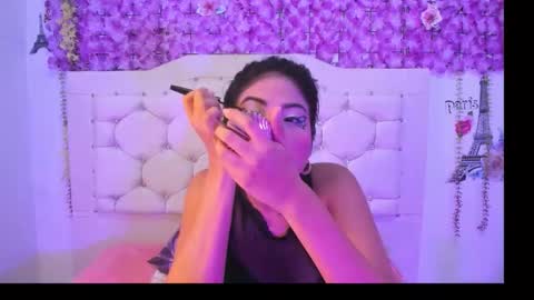 Snapshot of mila_rey25_ chatting on 11, 3, 2026 laura online show from 11, 3, 2026