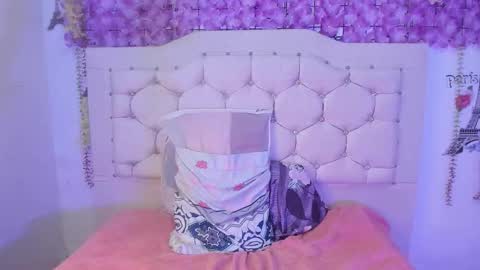 Snapshot of mila_rey25_ chatting on 14, 3, 2026 laura online show from 14, 3, 2026