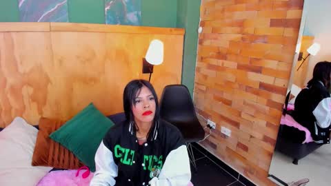 Snapshot of mila_samy chatting on 5, 10, 2025 Mila and samy online show from 5, 10, 2025