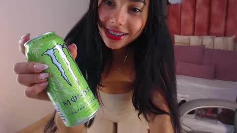 milaa_star online show from 26, 9, 2025