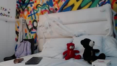 mila online show from 20, 10, 2025