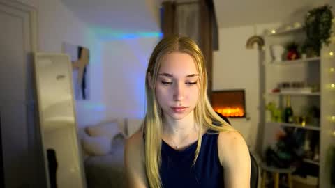 MilaBunny1 online show from 14, 1, 2026