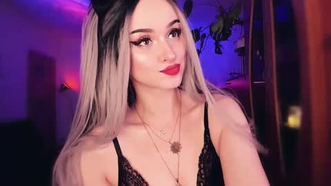Snapshot of miladyjolie chatting on 19, 2, 2025 MiladyJolie online show from 19, 2, 2025