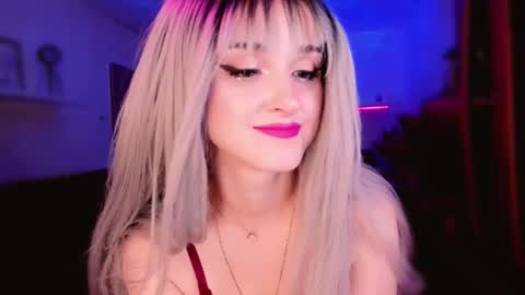 MiladyJolie online show from 5, 5, 2026