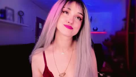 MiladyJolie online show from 11, 5, 2026