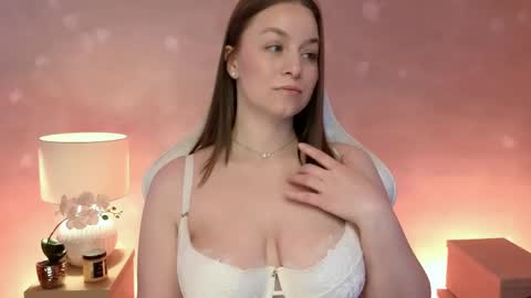 Snapshot of milafleur chatting on 14, 4, 2026 Mila Fleur online show from 14, 4, 2026