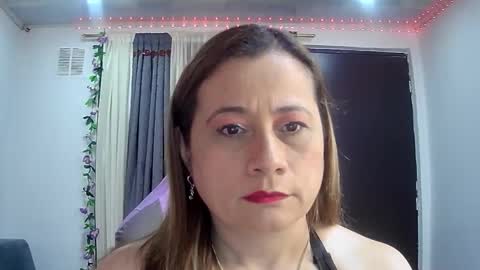 Snapshot of milagros_latin chatting on 13, 11, 2025 milagros_latin online show from 13, 11, 2025