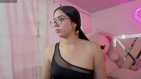 milah_tay online show from 23, 5, 2026