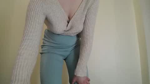 Milana online show from 7, 4, 2026