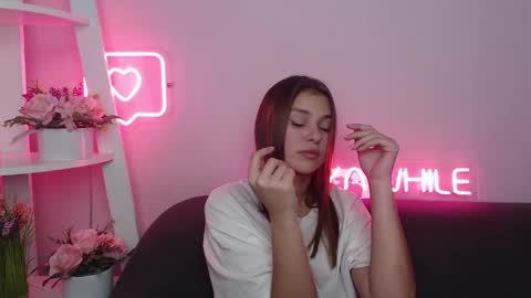 milanaangelas online show from 21, 1, 2025