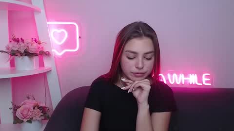 milanaangelas online show from 24, 2, 2025