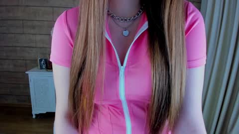 Snapshot of milanabalmain chatting on 21, 1, 2025 MilanaBalmain online show from 21, 1, 2025