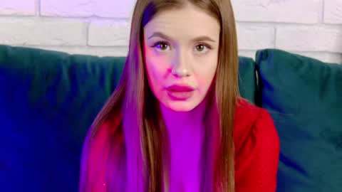 Snapshot of milanabalmain chatting on 5, 2, 2025 MilanaBalmain online show from 5, 2, 2025