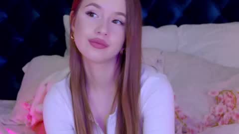 Snapshot of milanabalmain chatting on 25, 2, 2025 MilanaBalmain online show from 25, 2, 2025