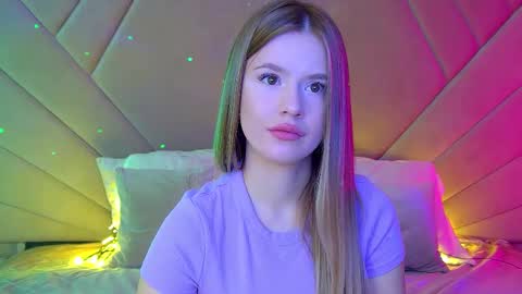 Snapshot of milanabalmain chatting on 8, 3, 2025 MilanaBalmain online show from 8, 3, 2025