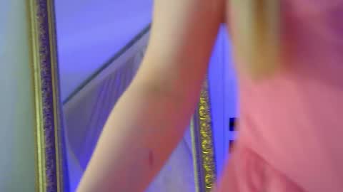 Snapshot of milanabalmain chatting on 10, 3, 2025 MilanaBalmain online show from 10, 3, 2025