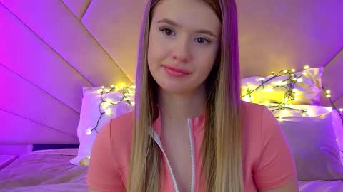 Snapshot of milanabalmain chatting on 10, 3, 2025 MilanaBalmain online show from 10, 3, 2025