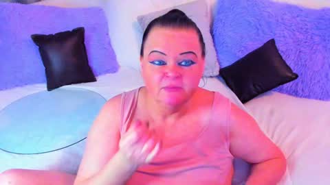 Lana online show from 2, 2, 2025