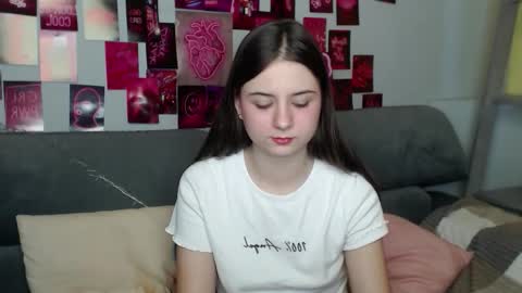 milanaroz online show from 24, 10, 2025